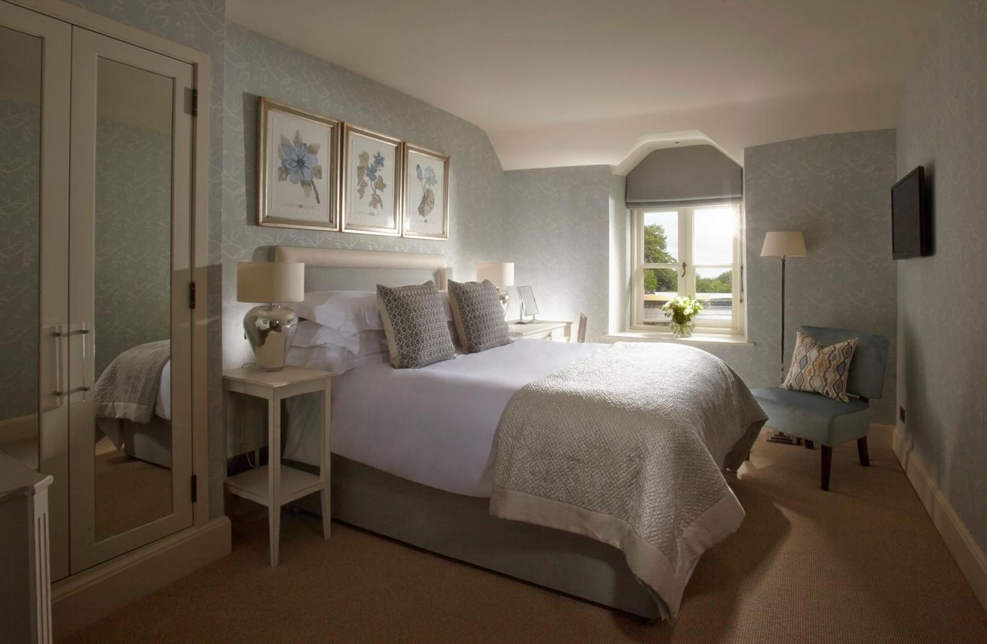 Classic Double Room,1681736554:JPEG